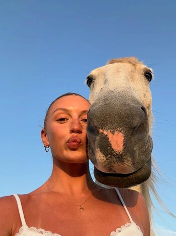 Full leaked Halle cooley page private onlyfans photo