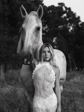 Halle Cooley