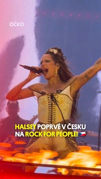 Full leaked Halsey page private onlyfans photo