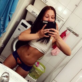 Full leaked Hanna strand private onlyfans photo