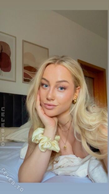 Full leaked Hannaahlenii private onlyfans photo
