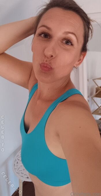 Full leaked Hannah mave page private onlyfans photo