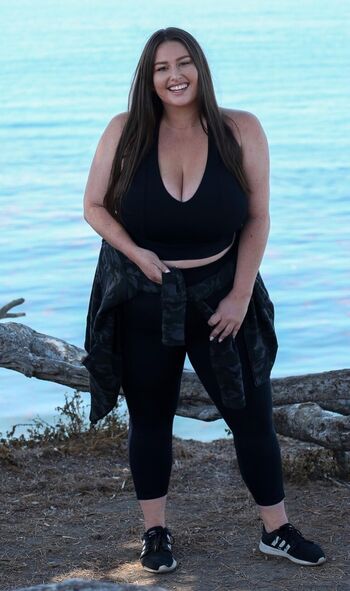 Full leaked Hannah rhodes private onlyfans photo