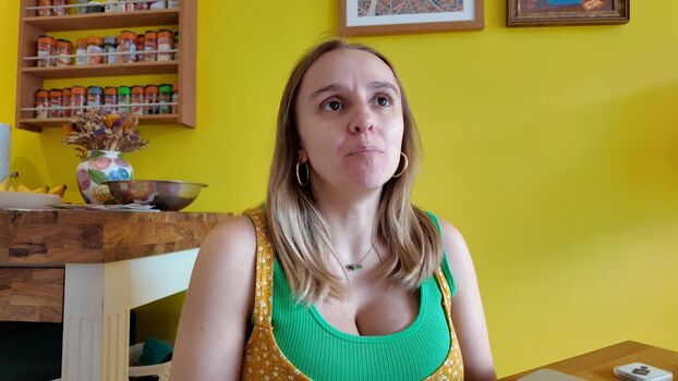 Full leaked Hannah witton private onlyfans photo