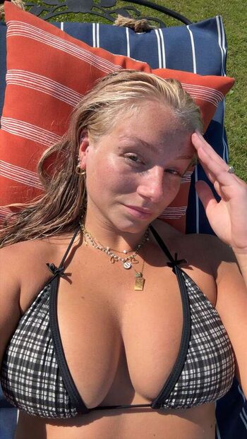 Full leaked Hannah woods private onlyfans photo