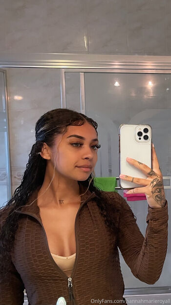 Full leaked Hannahmarieroyal private onlyfans photo