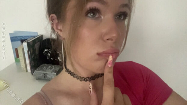Full leaked Hannahmontana private onlyfans photo