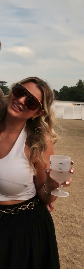 Full leaked Hannahwoodberry private onlyfans photo
