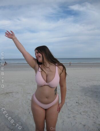 Full leaked Hannawfyyy private onlyfans photo