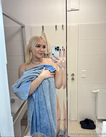 Full leaked Happynuudl private onlyfans photo