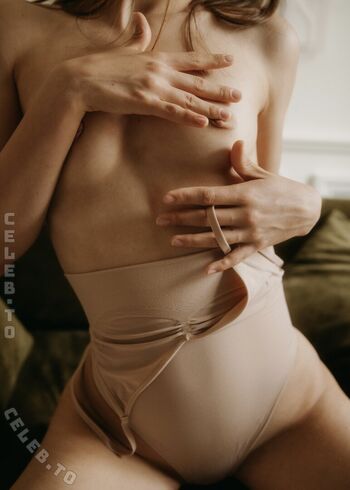 Full leaked Hareniks page private onlyfans photo