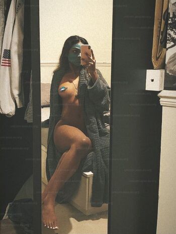 Full leaked Hashini guruge private onlyfans photo