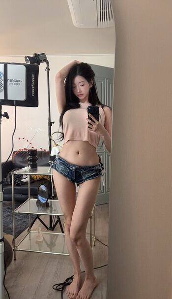 Full leaked Haxxnini page private onlyfans photo