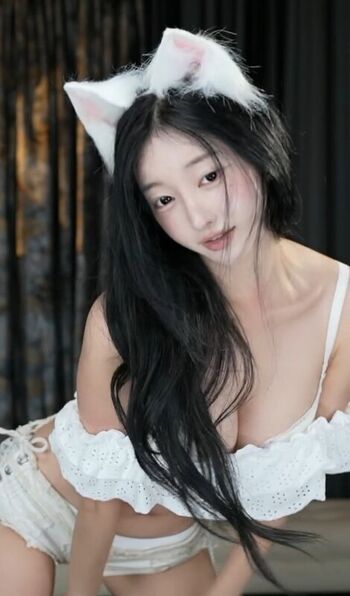 Full leaked Haxxnini page private onlyfans photo