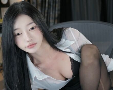 Full leaked Haxxnini private onlyfans photo