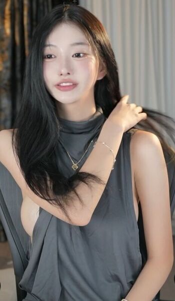 Full leaked Haxxnini private onlyfans photo