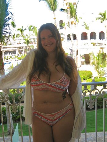 Full leaked Hayley private onlyfans photo