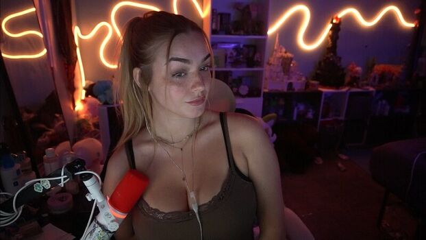 Full leaked Haymartinn private onlyfans photo