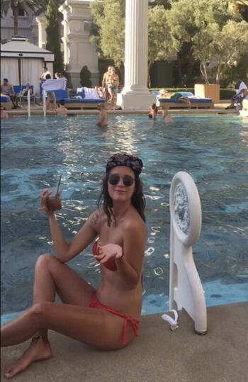 Full leaked Hazal kazanci private onlyfans photo