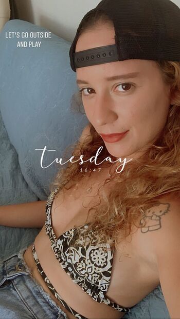 Full leaked Hazal kazanci private onlyfans photo