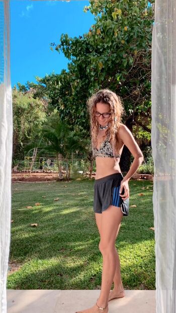 Full leaked Hazal kazanci private onlyfans photo