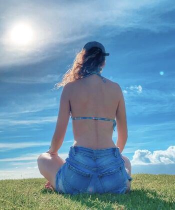 Full leaked Hazal kazanci private onlyfans photo