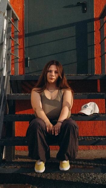 Full leaked Hazievay page private onlyfans photo