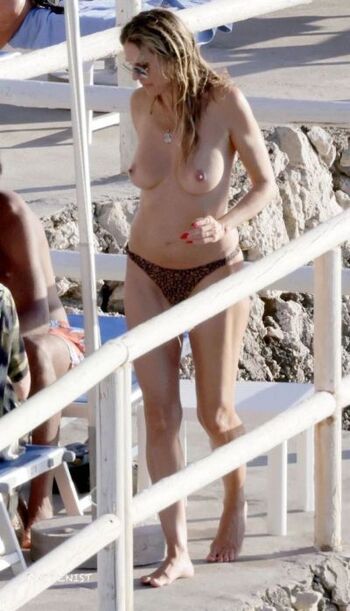 Full leaked Heidi klum  page private onlyfans photo