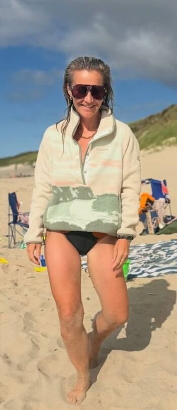 Helen Skelton