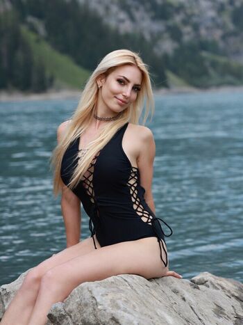 Full leaked Helenakingsoul  page private onlyfans photo