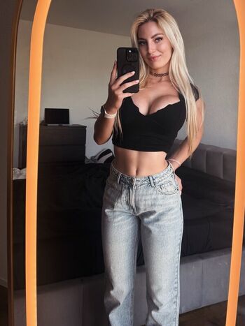 Full leaked Helenakingsoul private onlyfans photo