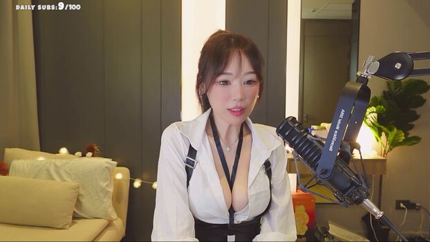 Full leaked Hello kiko private onlyfans photo