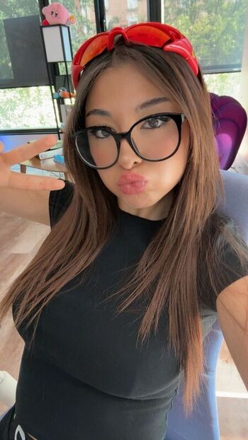 Full leaked Helydiaa private onlyfans photo