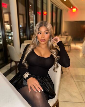 Full leaked Hennessy carolina private onlyfans photo