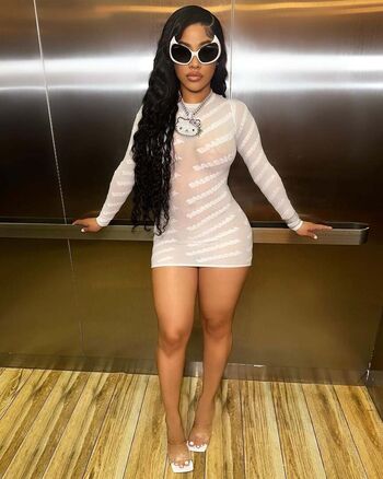 Full leaked Hennessycarolina private onlyfans photo