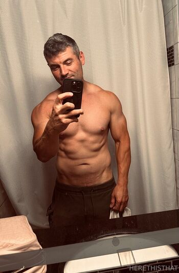 Full leaked Herethisthat private onlyfans photo
