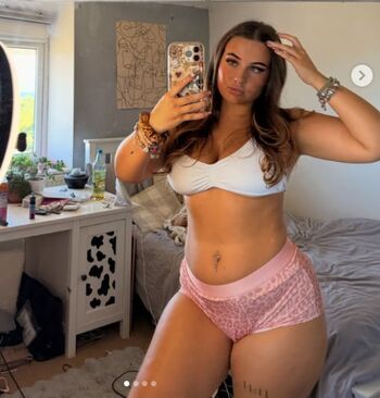 Full leaked Heyitsjules private onlyfans photo