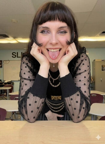 Full leaked Heymissteacher private onlyfans photo