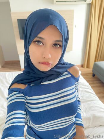 Full leaked Hijab aysha private onlyfans photo
