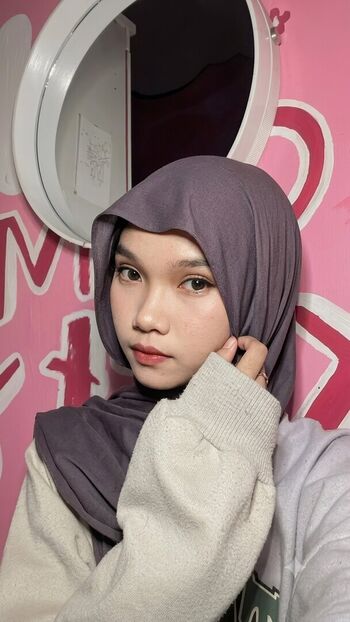 Full leaked Hijab soffia page private onlyfans photo