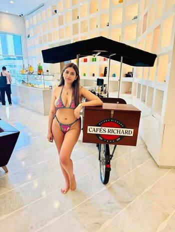 Full leaked Hira balci private onlyfans photo