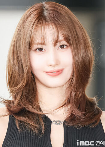 Hirai Momo