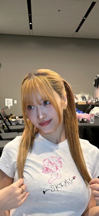 Full leaked Hirai momo page private onlyfans photo