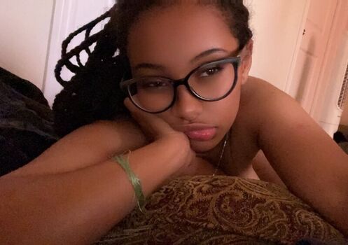 Full leaked Hisfavouritelady private onlyfans photo