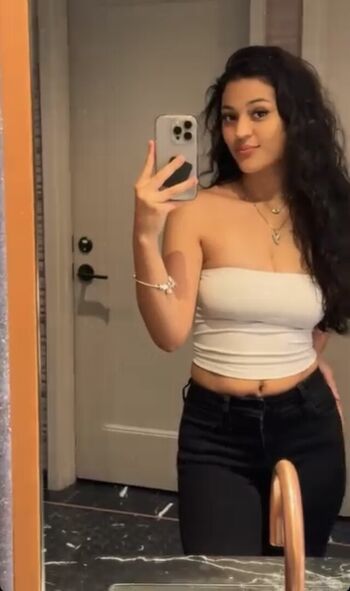 Full leaked Hispanic page private onlyfans photo