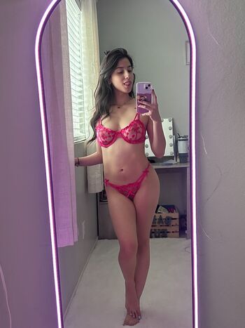 Full leaked Holistichotteee private onlyfans photo