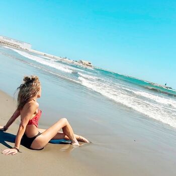 Full leaked Hollie bennett private onlyfans photo