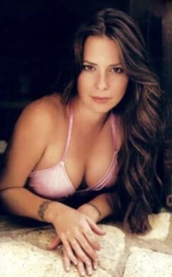 Full leaked Holly marie combs private onlyfans photo