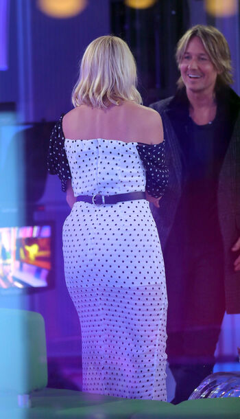 Full leaked Holly willoughby page private onlyfans photo