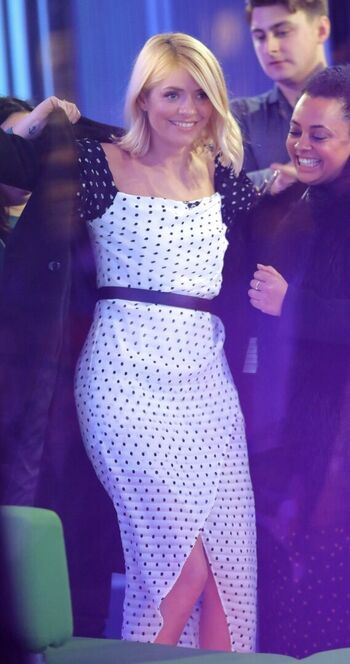 Full leaked Holly willoughby page private onlyfans photo